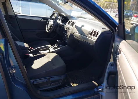 2016 Volkswagen Jetta 1.4T Se z USA, uszkodzony, nr VIN 3VWD67AJ0GM279731